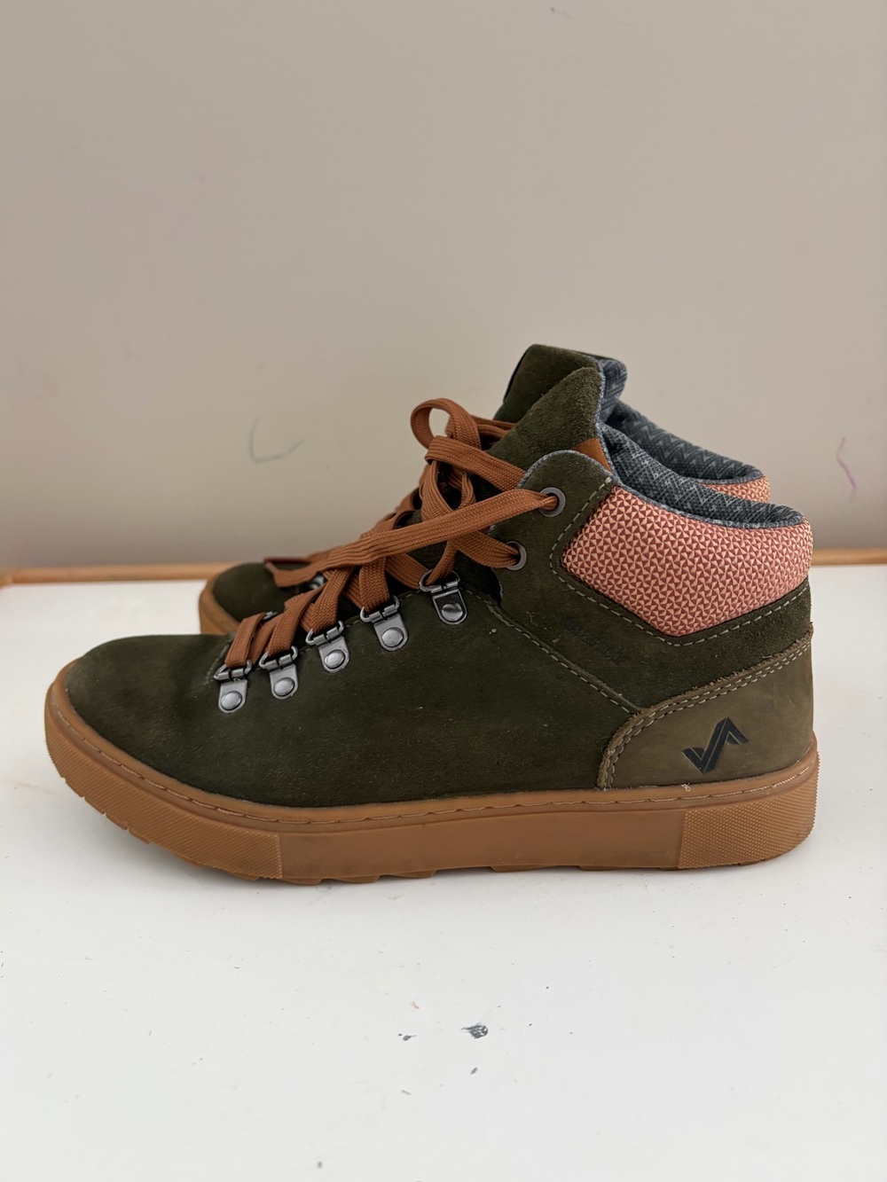 Women’s Forsake Green Suede High-Top Sneaker Boots with Brown Accents Size 7 - Picture 2 of 10